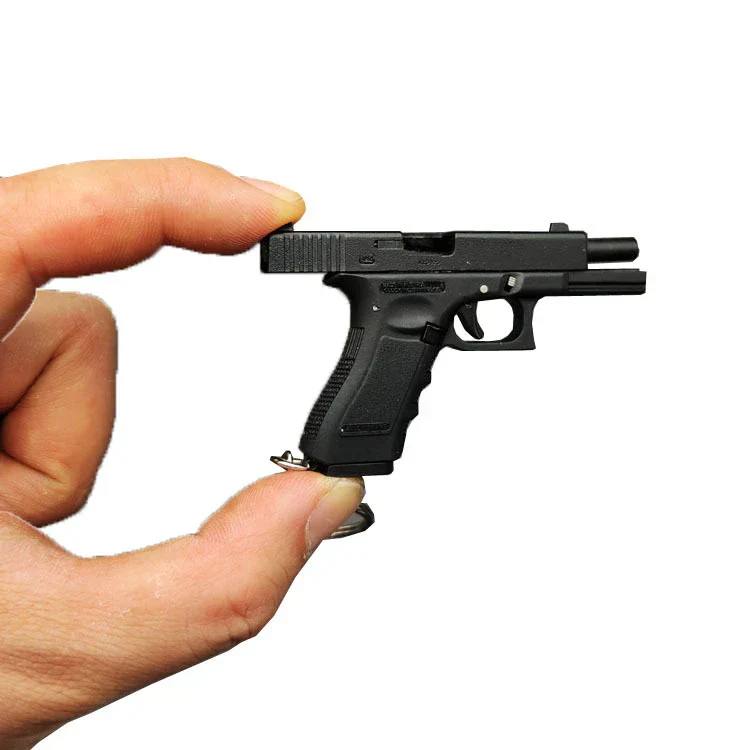 G17 KEYCHAIN + HOLSTER